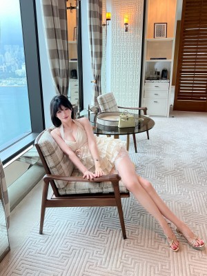 Xlii Evelyn Photo #7