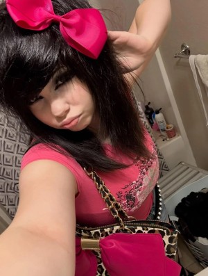 Boysenberryodd8112 Photo #2