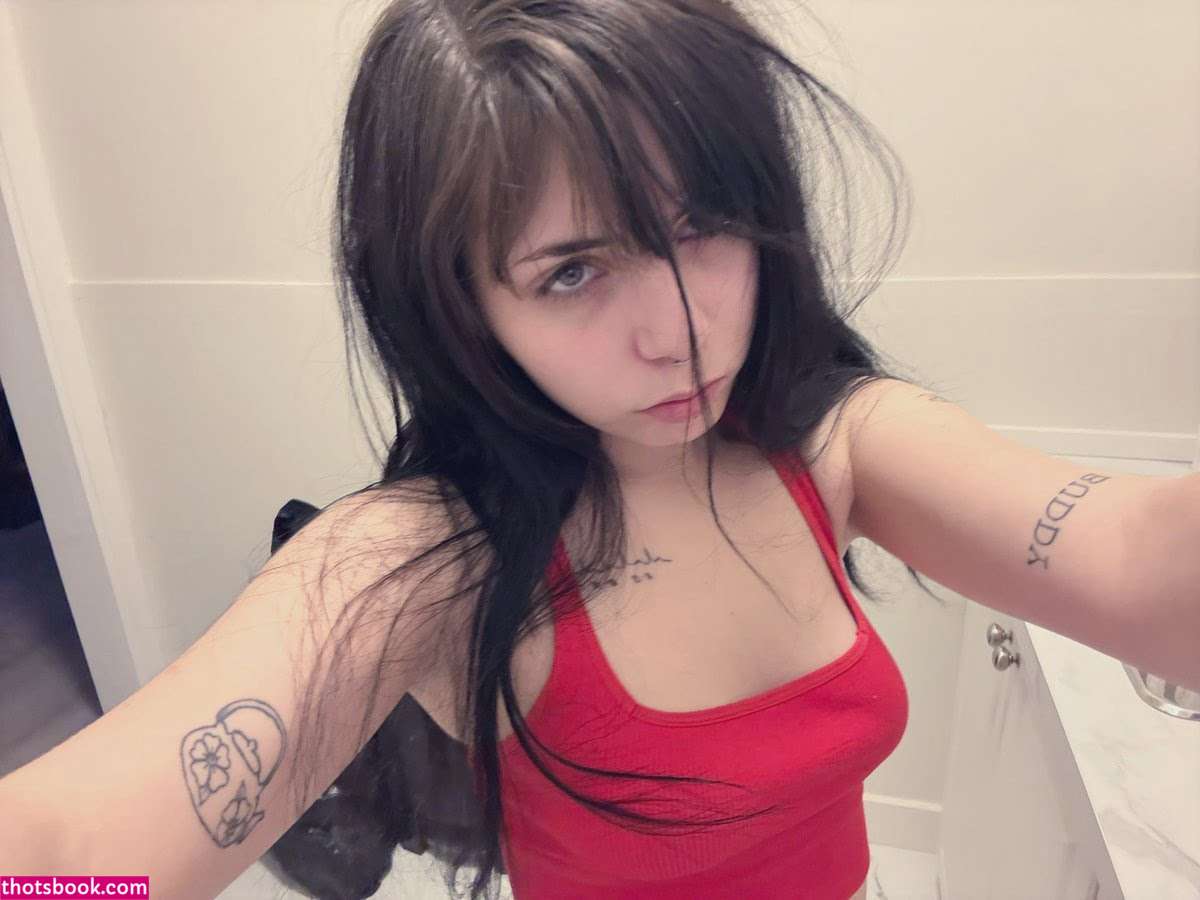 Sadgirlfetish Photo #6