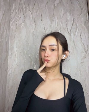 Adriana Suci Photo #15