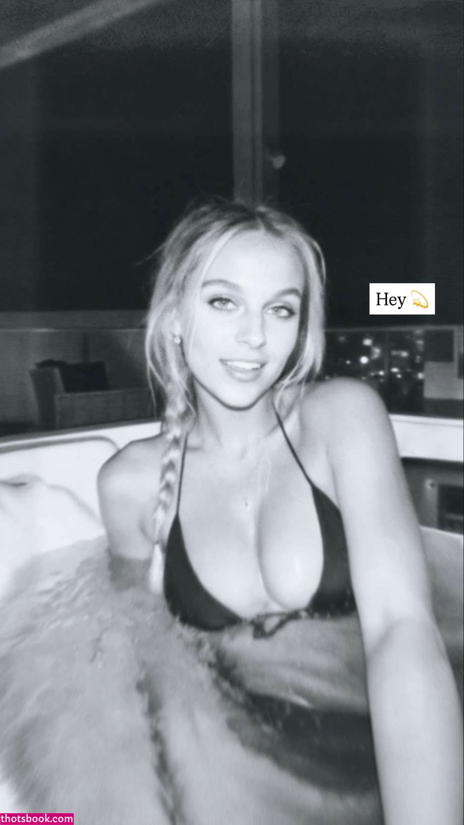 Lizzie Gunderson Photo #9