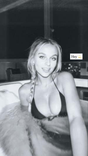 Lizzie Gunderson Photo #9