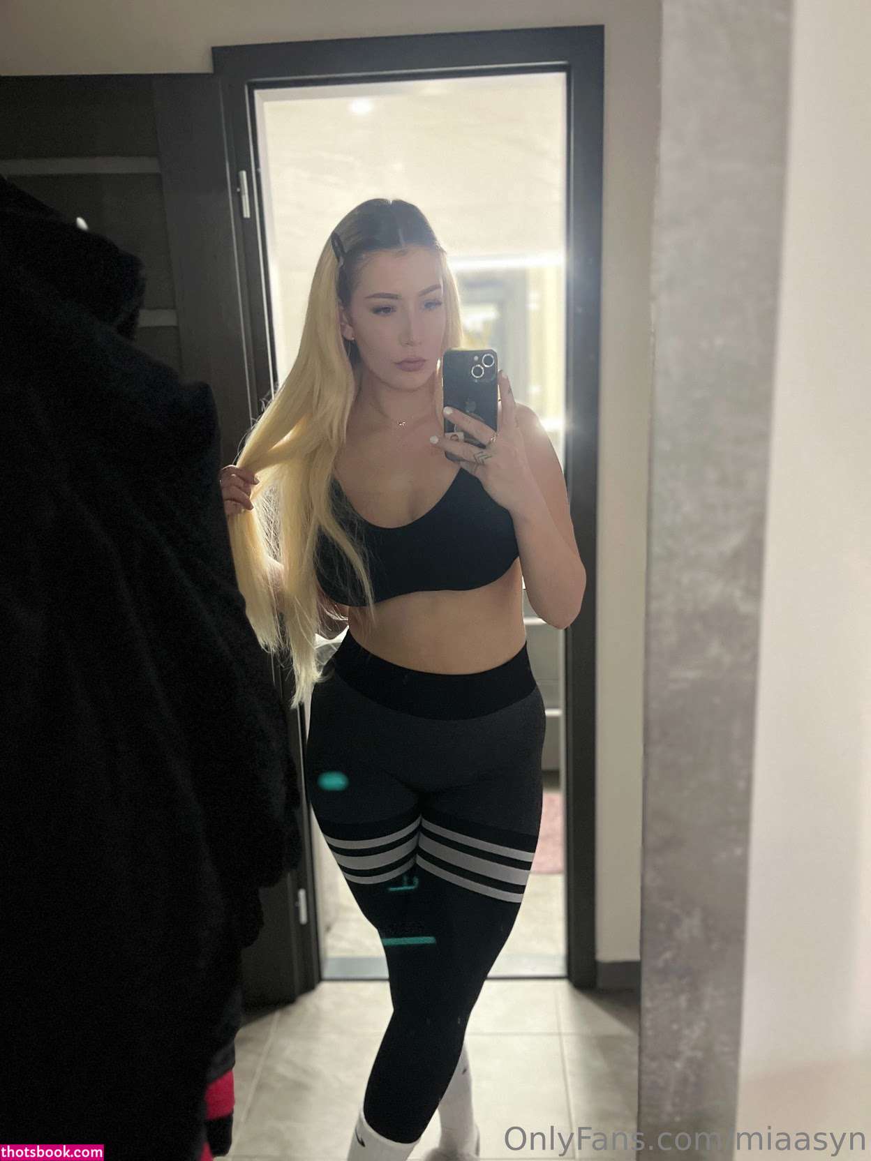 miaasyn Photo #5