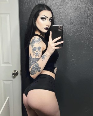 dahliawitch Photo #26