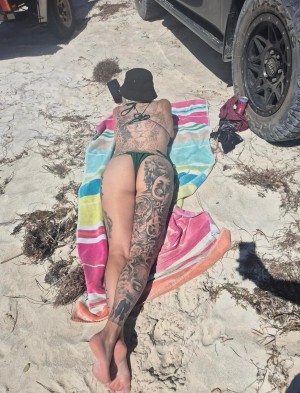 Juicygirl4151 Photo #2