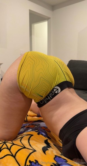 Mary Liven Photo #12