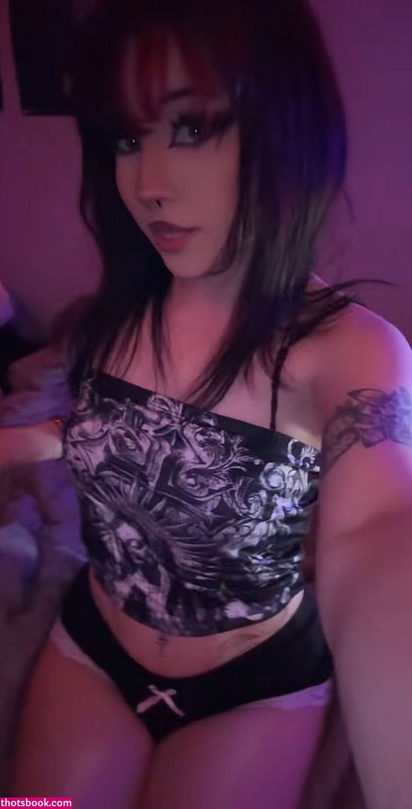 gothpimpbitcxh Photo #16