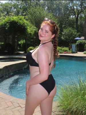 Juliet Siegel Photo #9