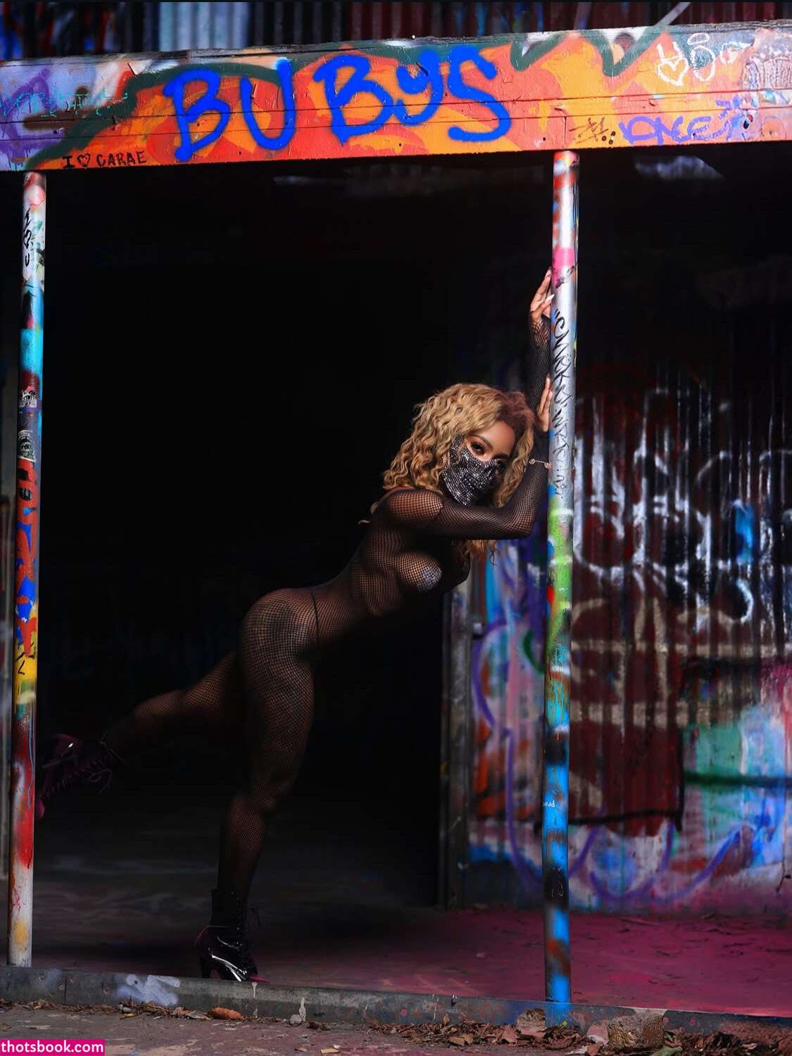 Shapedbylondon Photo #1