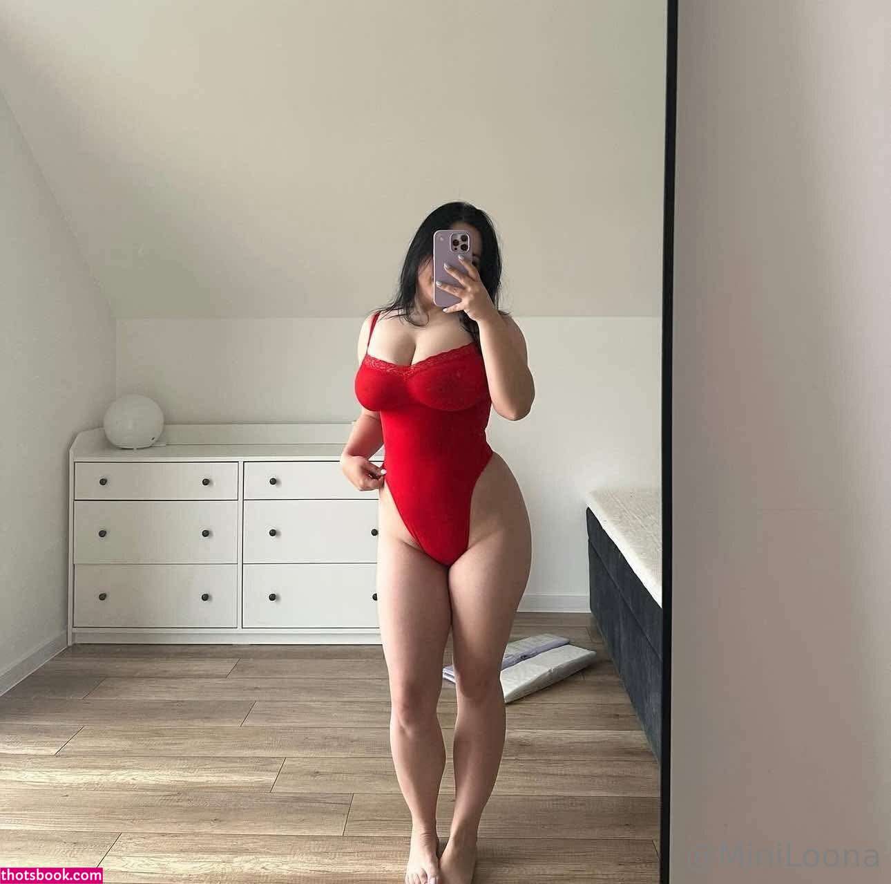 Miniloonaa Photo #376