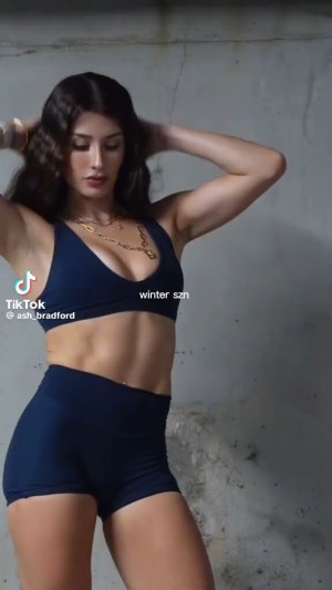 Ash Bradford Photo #18