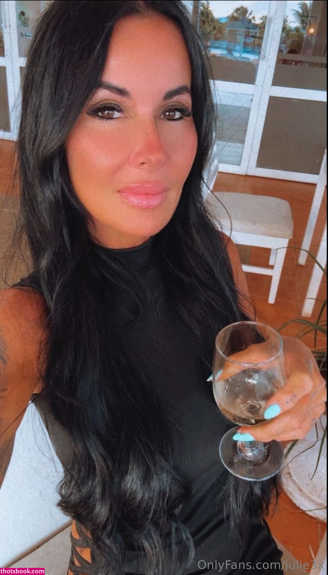 Julie Lelievre Photo #14