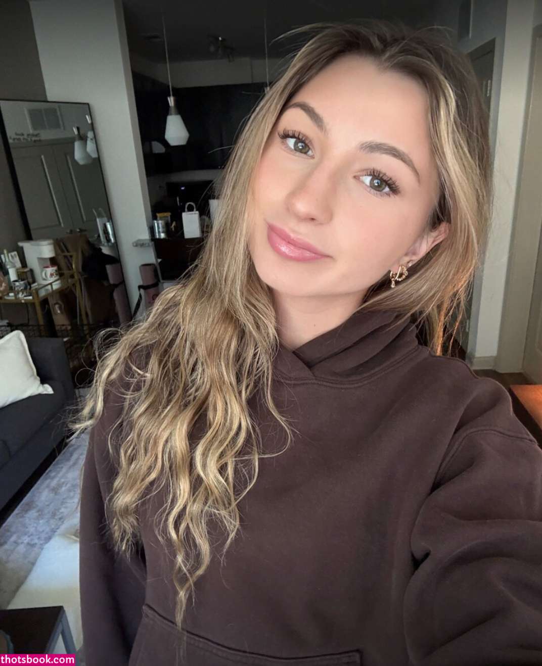 Tori Spencer Photo #8