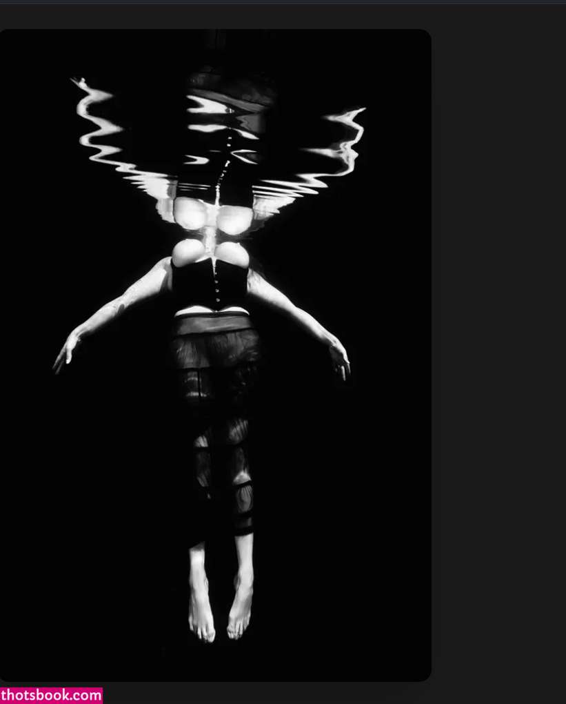 Annette Warburton Photo #14