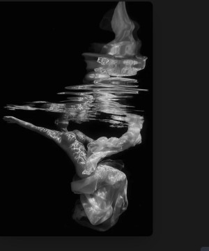 Annette Warburton Photo #16