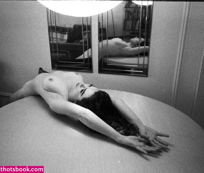 bendynakedhipp Photo #20