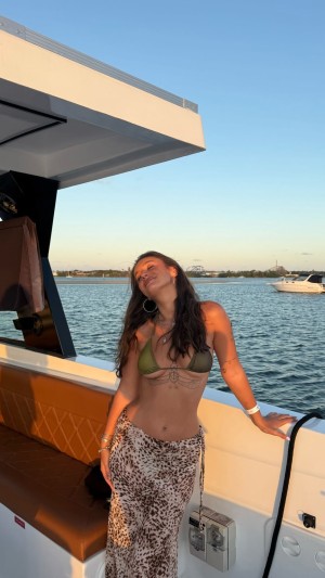 Fiona Lundgaard Photo #24