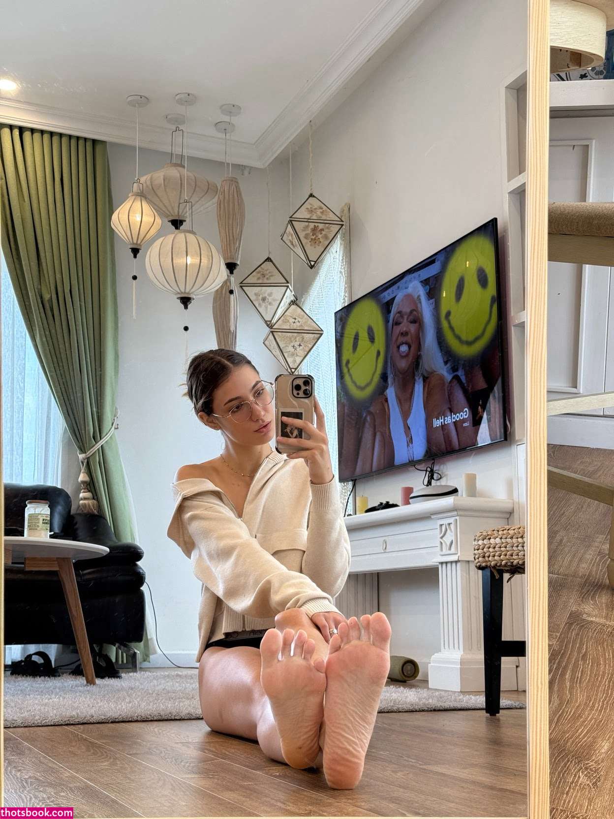 Nikol Synn Photo #23