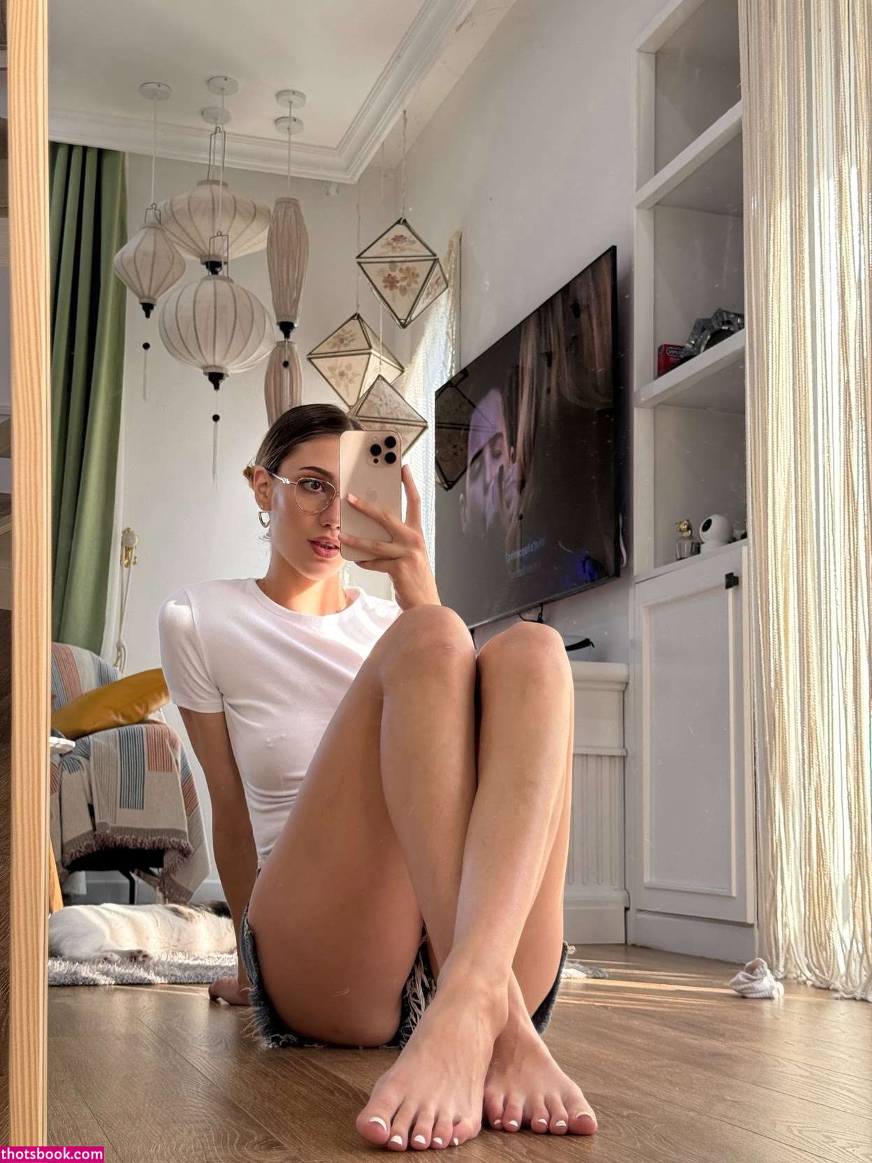 Nikol Synn Photo #35