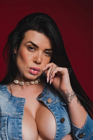 Prazer Lilith Photo #19