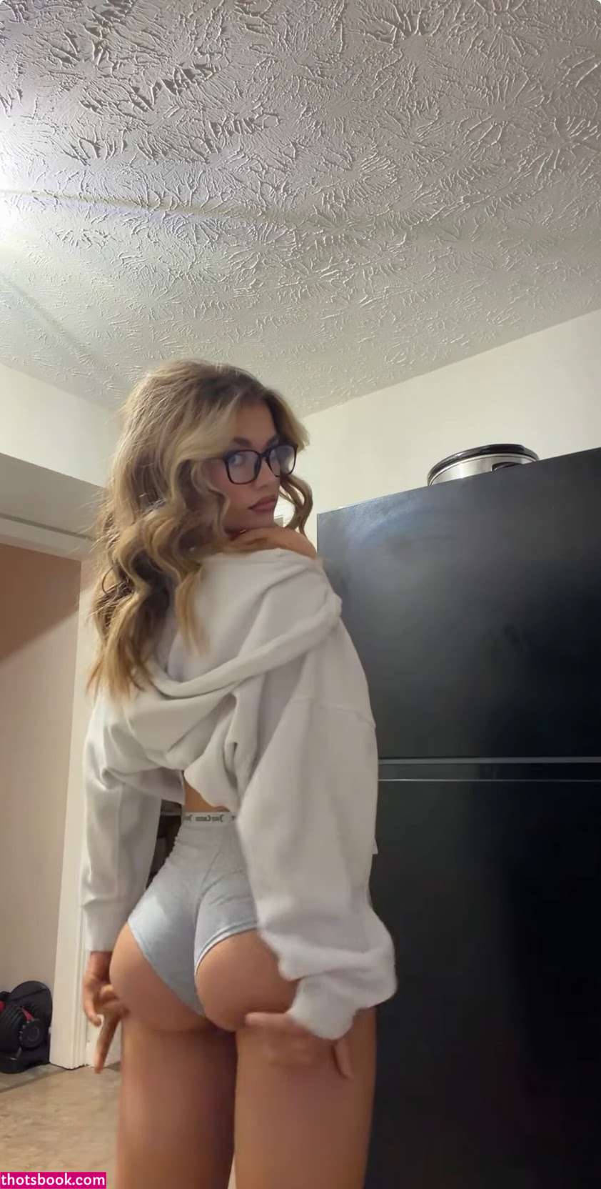 Roxy Brooks Photo #13