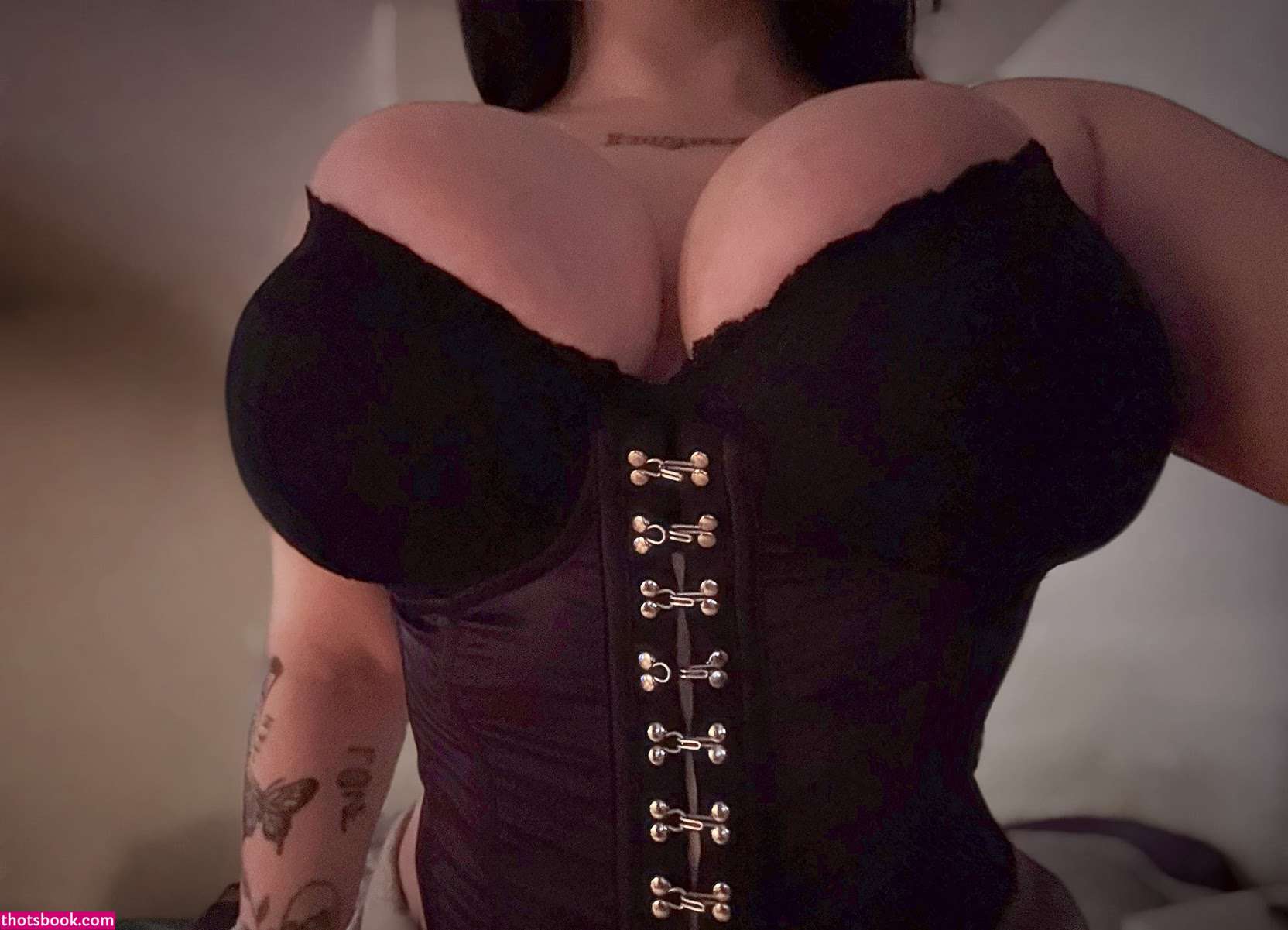 submittocatlady Photo #14