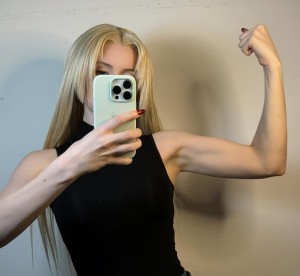 Tabby Catt Photo #18