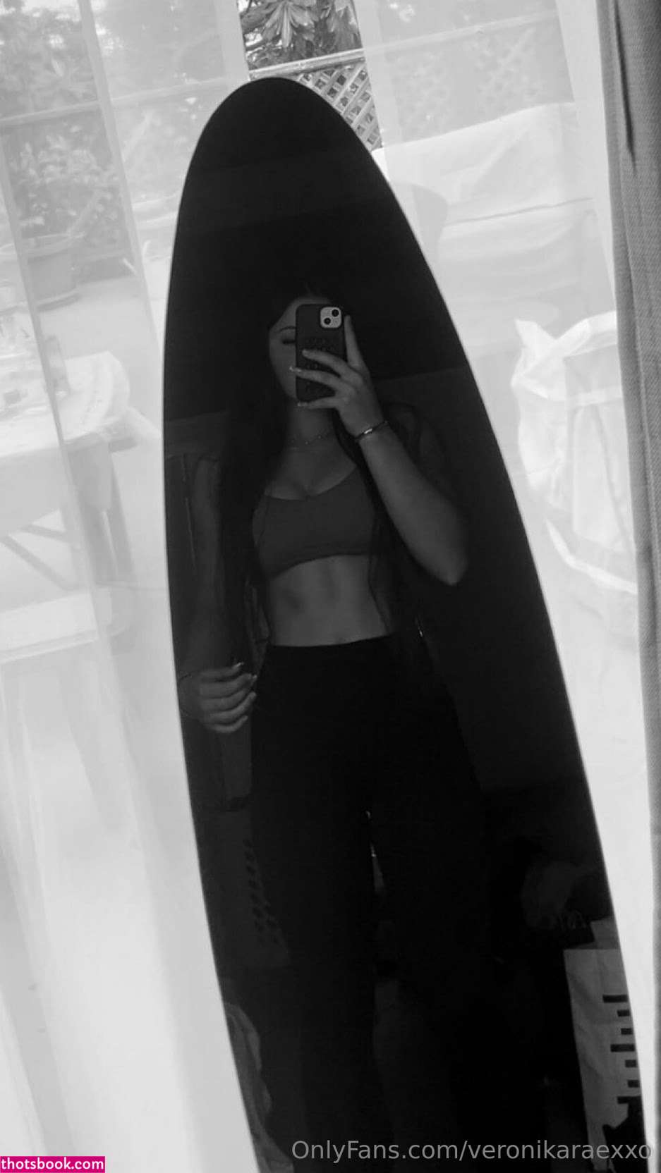 Veronika Rae Photo #3