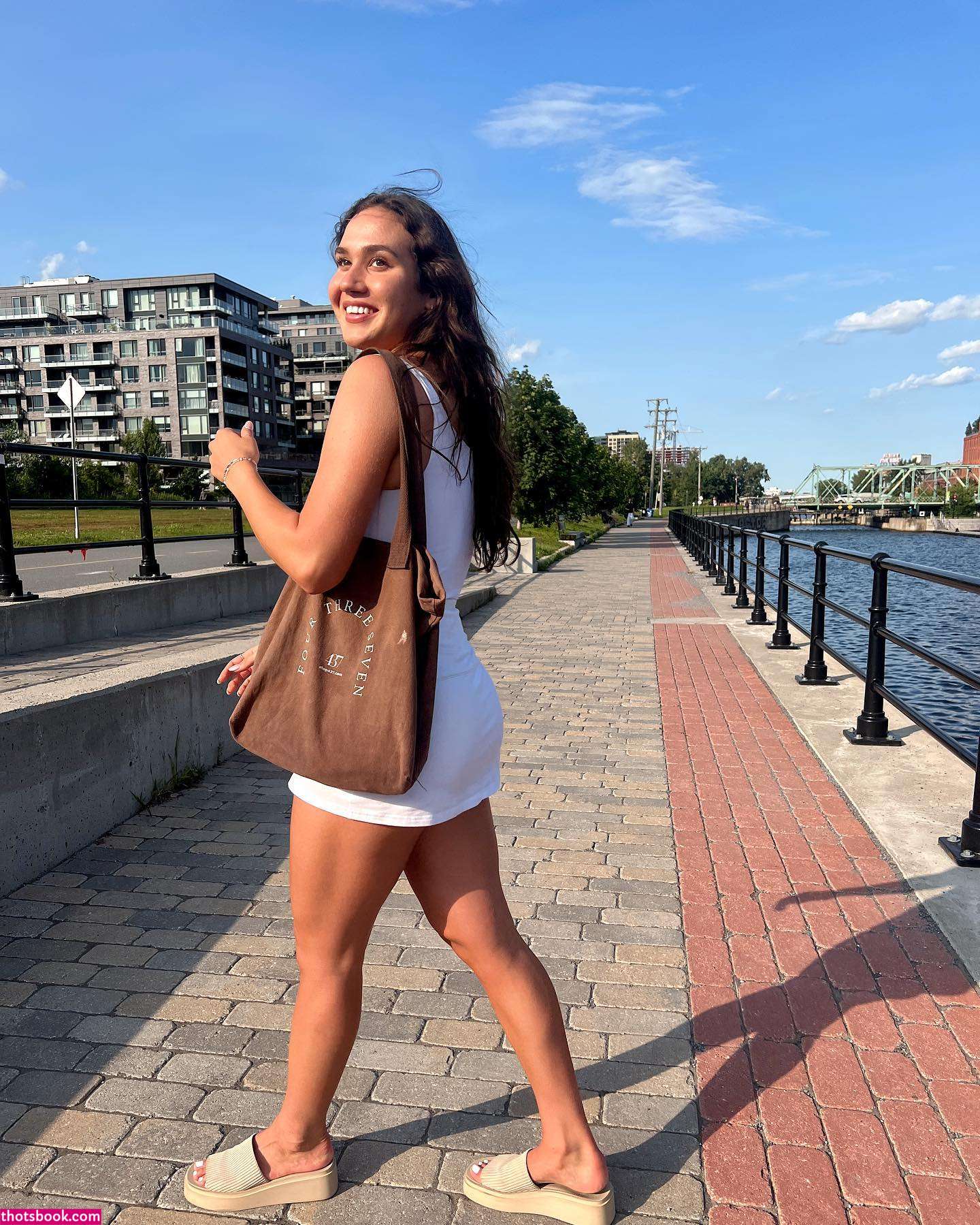 Courtney Sarault Photo #1