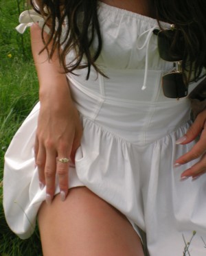 Courtney Sarault Photo #6