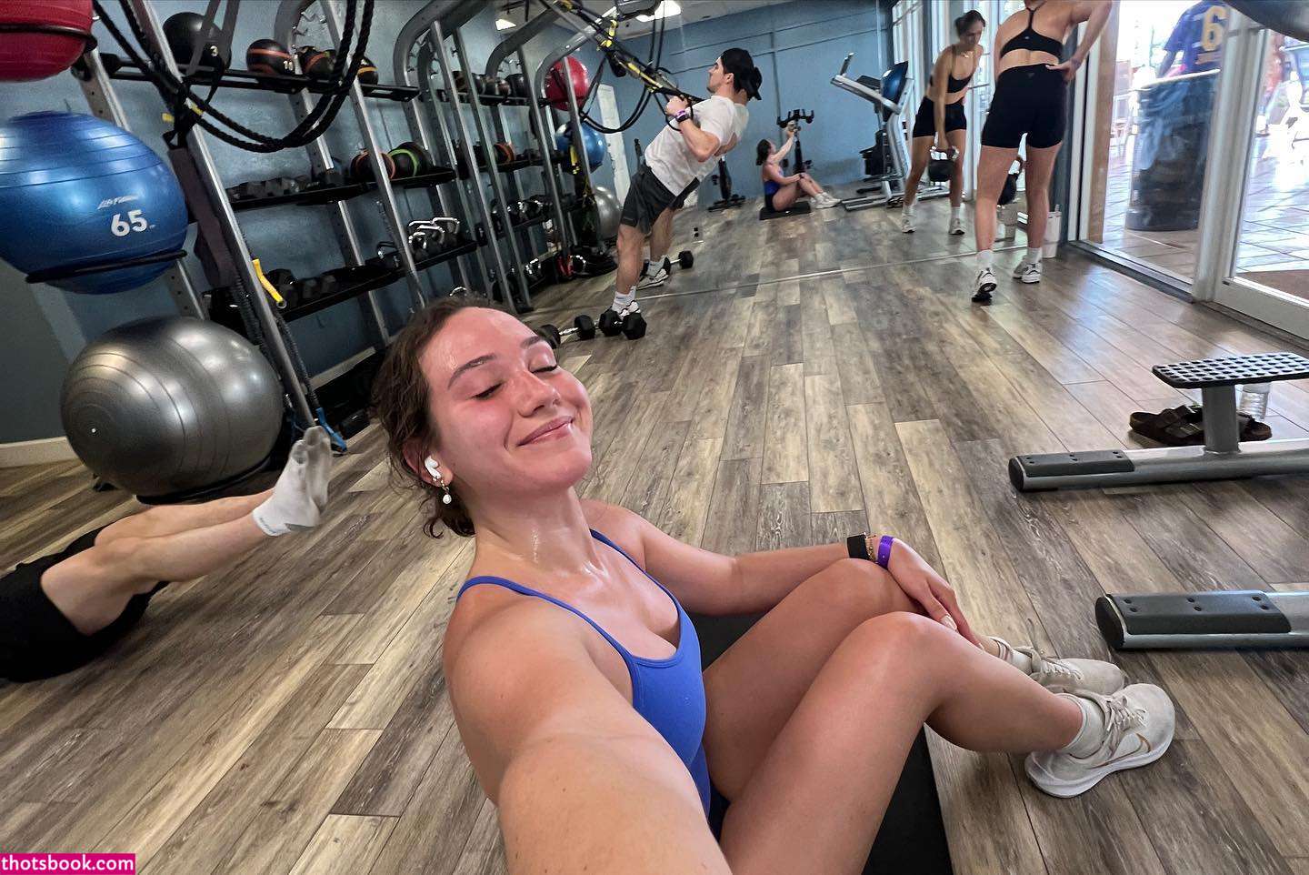 Courtney Sarault Photo #34