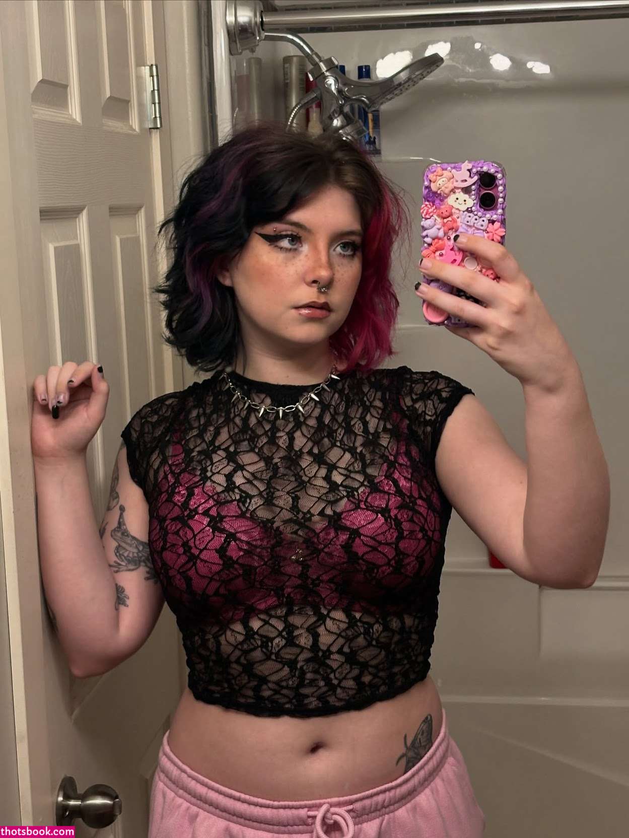 skunkbugxo Photo #10