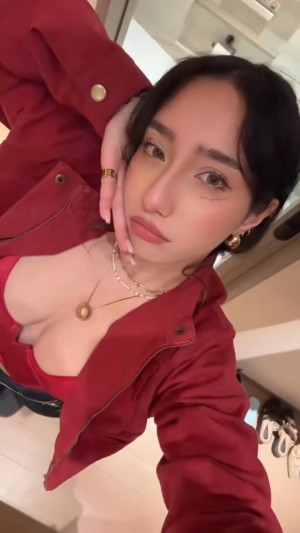 Sabrina Pezeshkian Photo #130