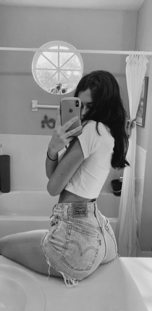 Alba Debarco Photo #20