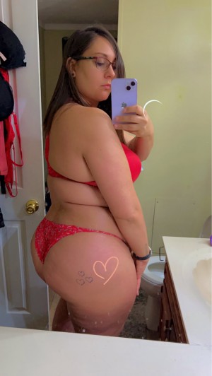 Damnnn Manda Photo #3