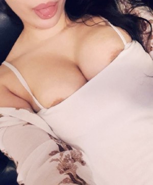 Imene Ilyah Photo #22