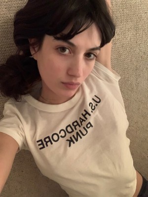 Reaisnowhite Photo #2