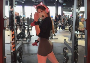 Sienna Moore Photo #13