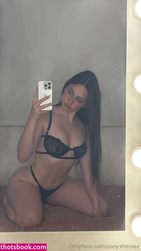 Zoey Shmoey Photo #9