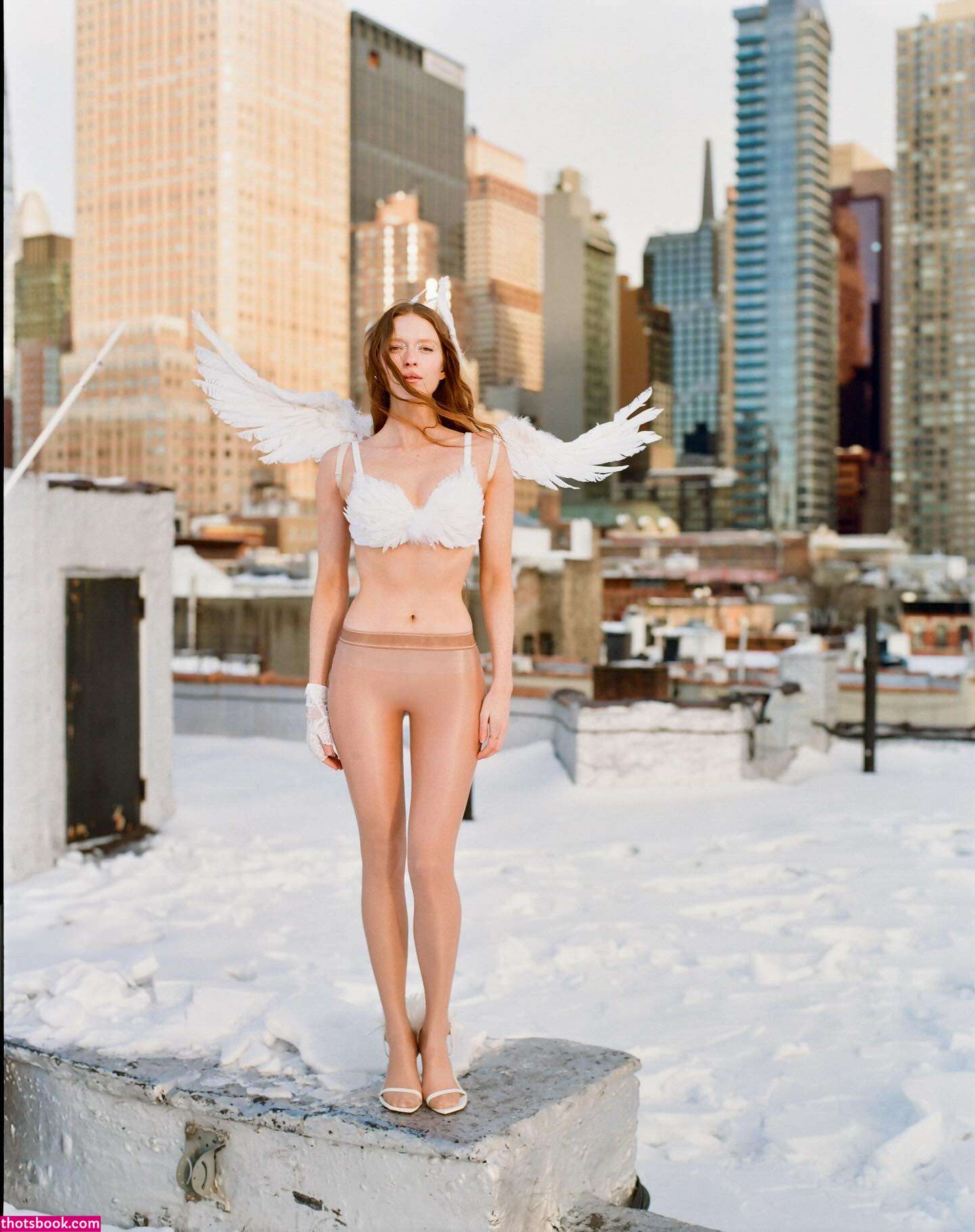 Larsen Thompson Photo #131