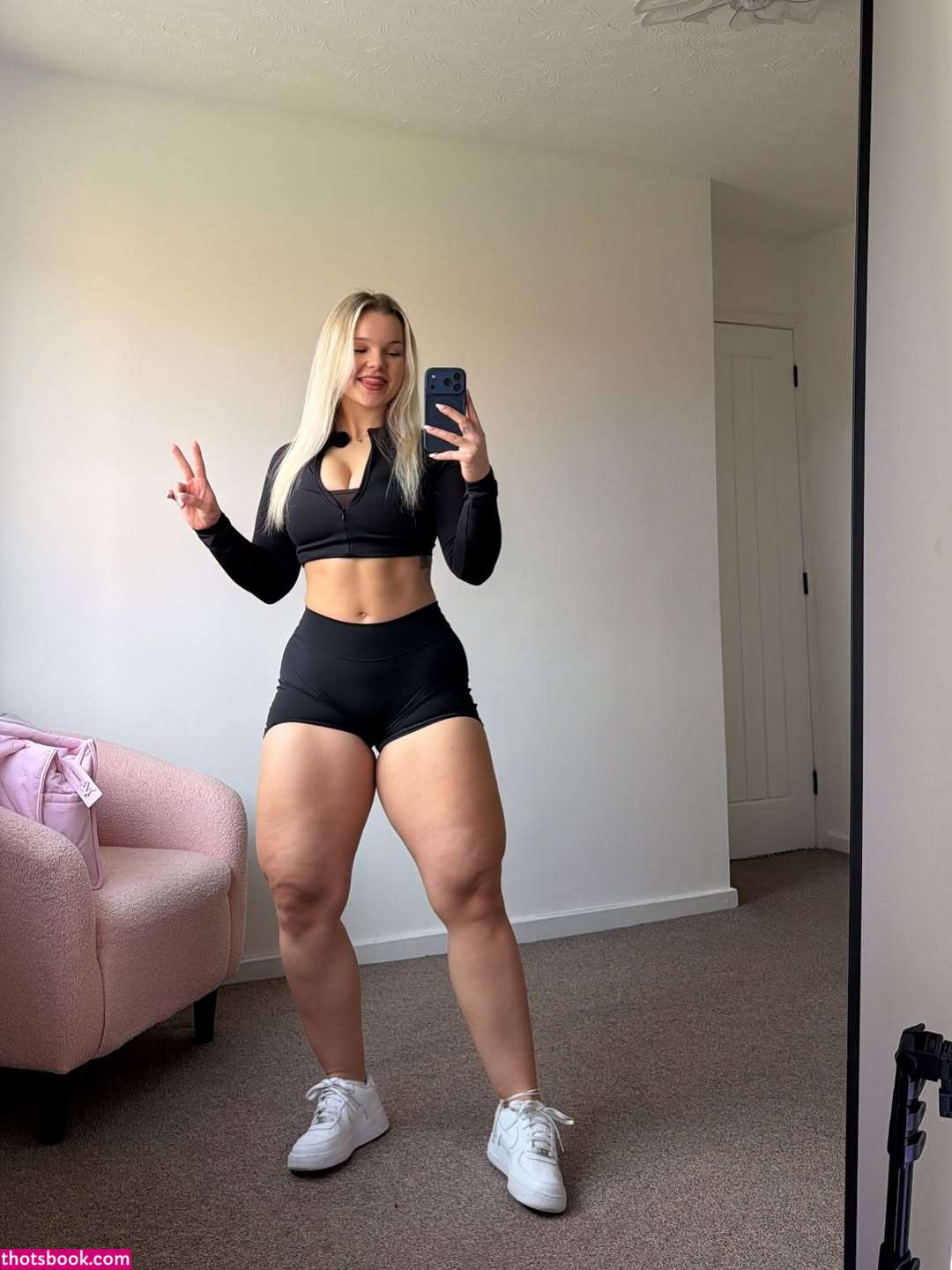 mommymewtwo Photo #36