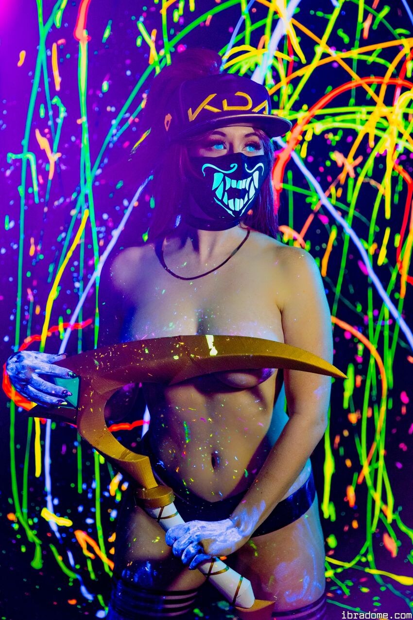 Meg Turney Photo #117