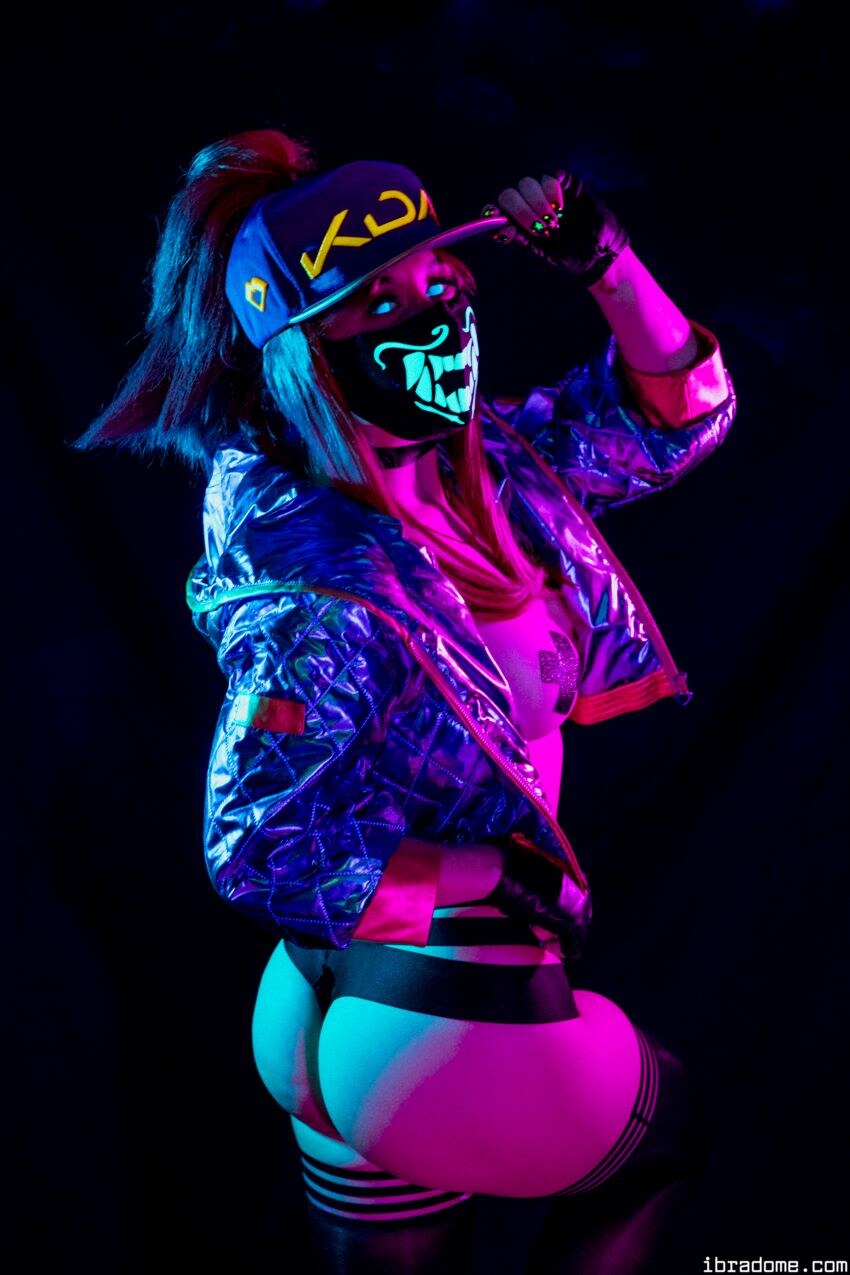 Meg Turney Photo #129