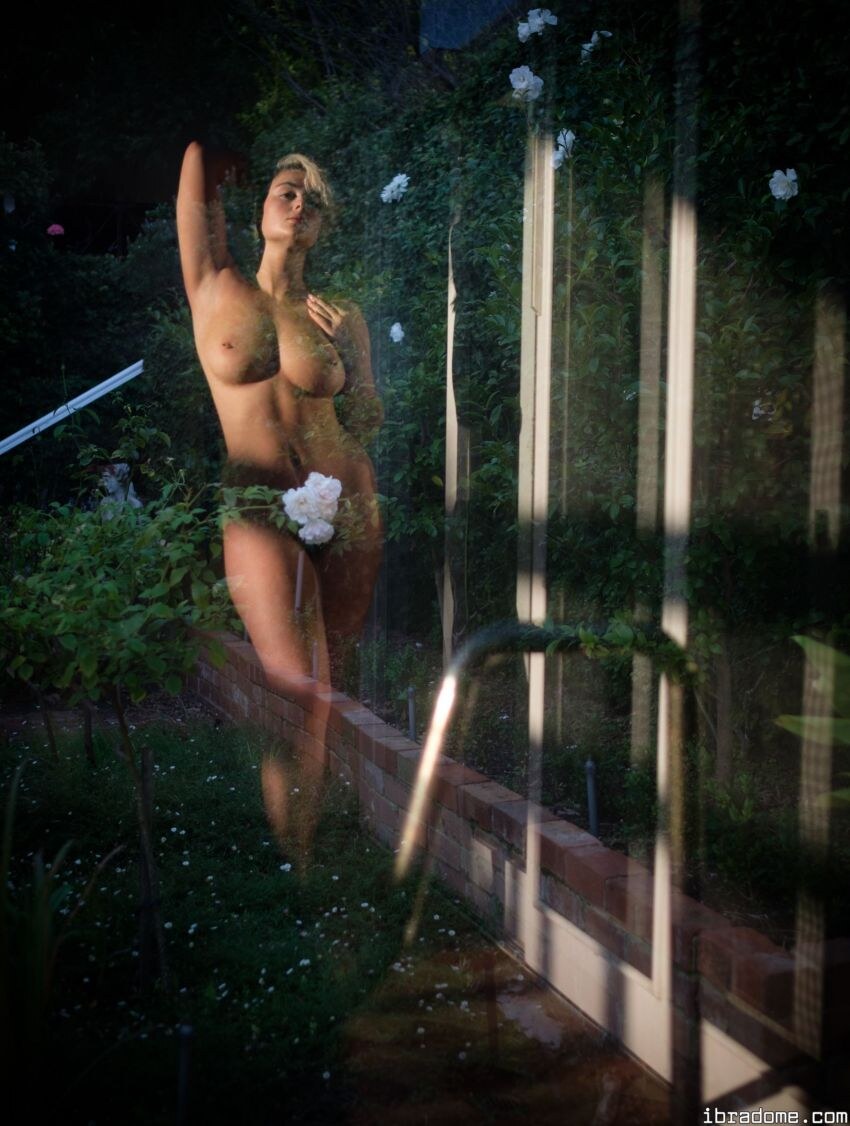 Stefania Ferrario Photo #94