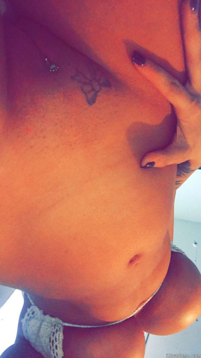 Rachel Barley Photo #93