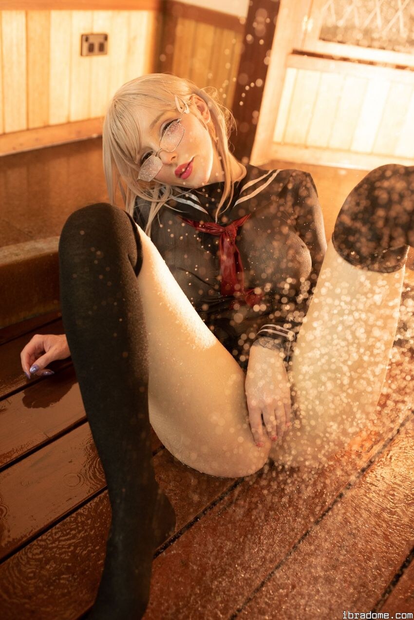 Katyuska Moonfox Photo #930