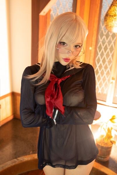 Katyuska Moonfox Photo #944