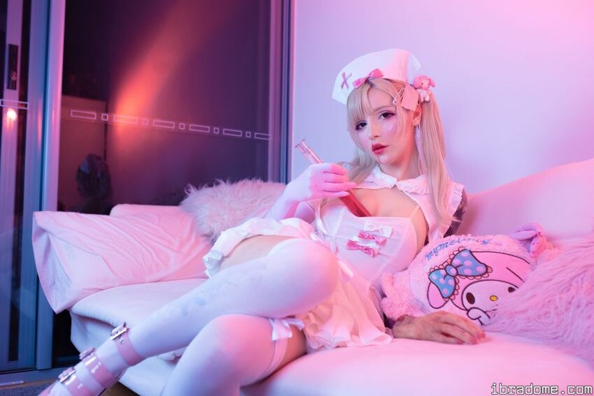 Katyuska Moonfox Photo #1070