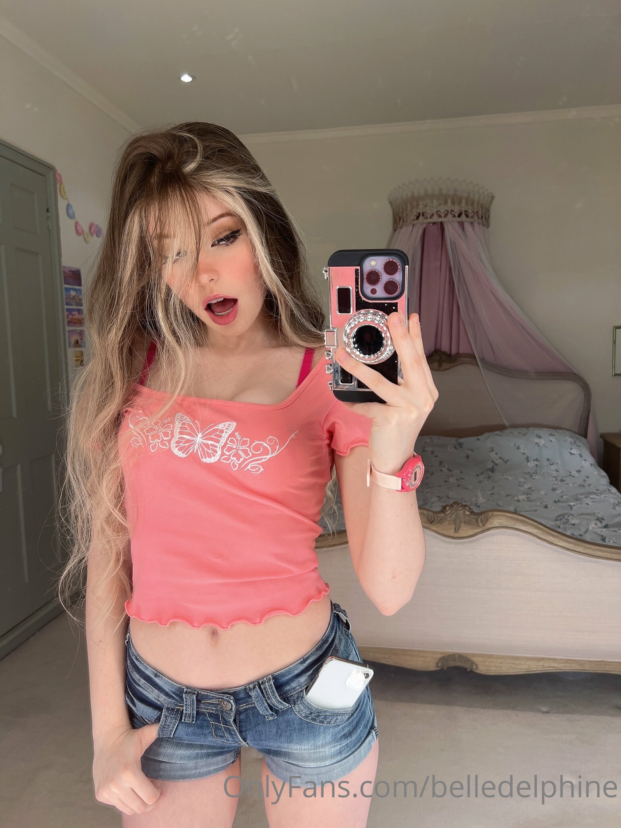 Belle Delphine Photo #5164