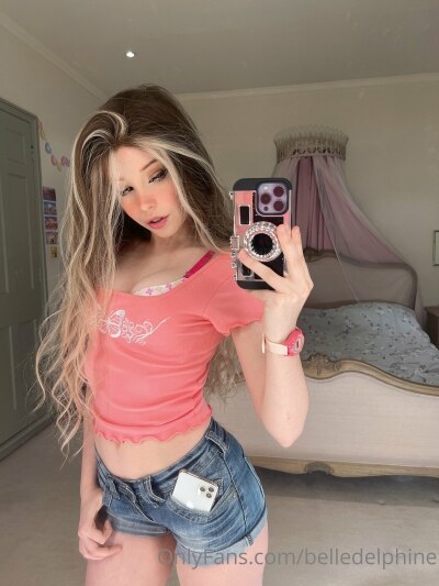 Belle Delphine Photo #5099